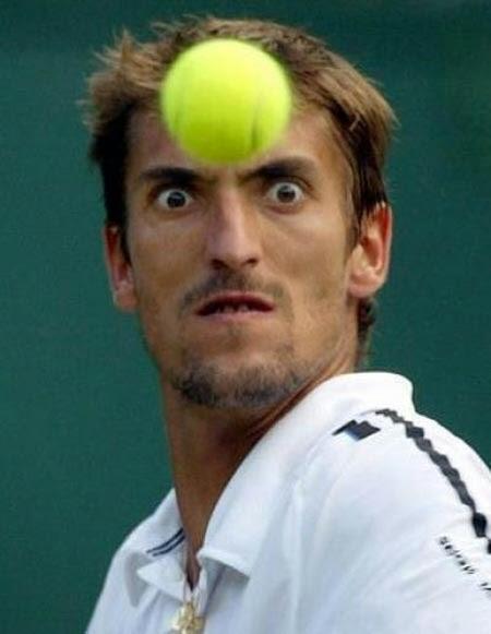 Ekspresi Orang Saat Bertemu Bola Tenis