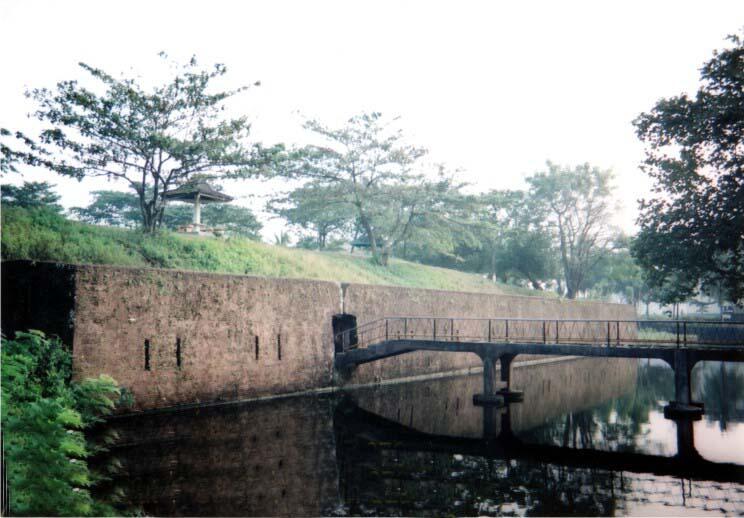 Pesona Benteng Pendem, Cilacap-Jawa Tengah