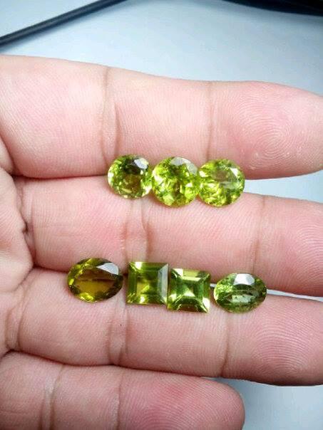 Natural Green Peridot ( Termurah dan Terbaik )