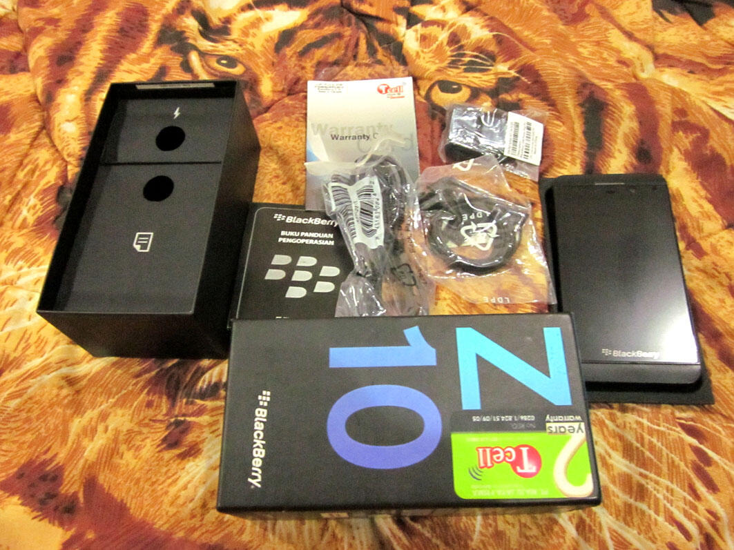 BLACKBERRY Garansi BERRINDO/WII/BBM & Resmi: Z3/Z10/Z30/Q5/Q10/9900/9810/9320/P9981