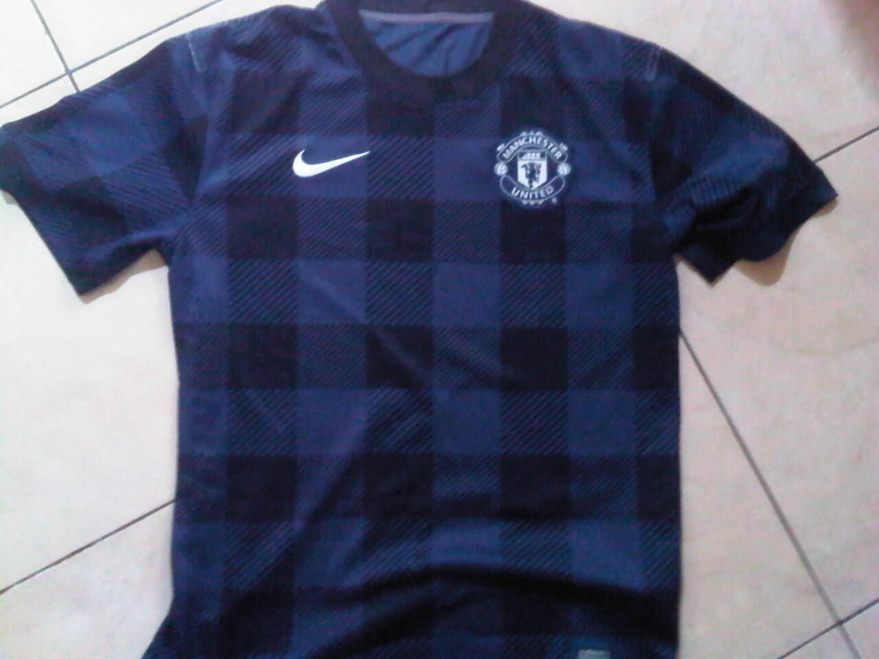 ayo gan dishare jersey rusakmu :D