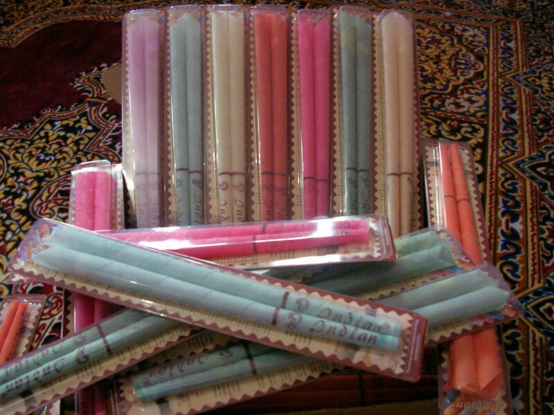 Teracong (Terapi lilin untuk telinga)