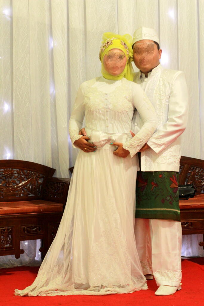 DI JUAL CEPAT DAN MURAH BAJU PENGANTIN+SESERAHAN DAN SEPATU PENGANTIN