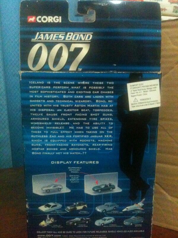 Diecast Corgi James Bond 007 die another day