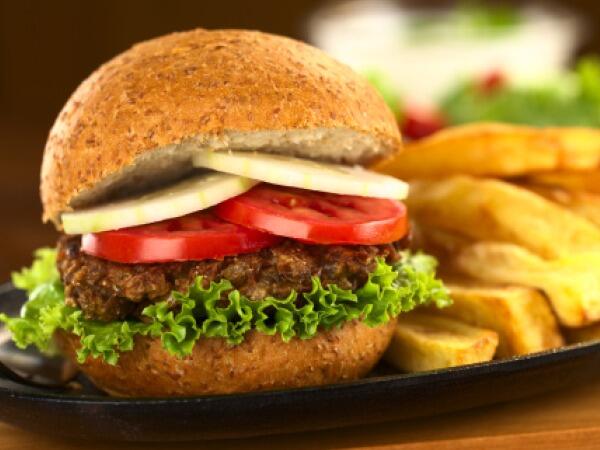 10 MAKANAN FASTFOOD INI TERNYATA MENYEHATKAN
