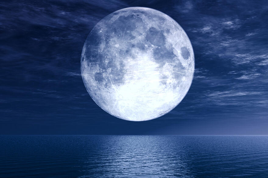 Jangan Dilewatkan, &quot;Supermoon&quot; dan Hujan Meteor di Agustus ( 10 Agustus 2014)