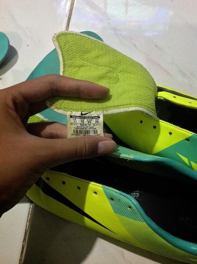 Nike Mercurial & Nike Elastico (Sepatu futsal)
