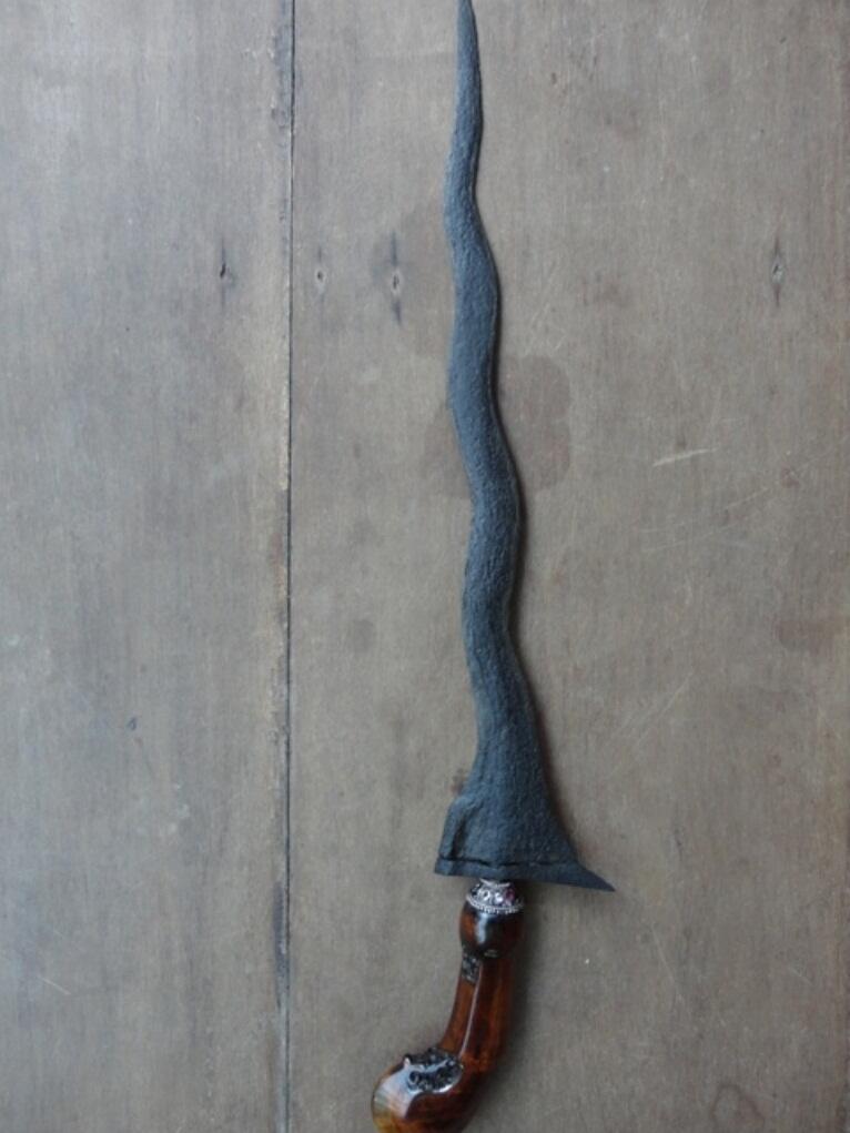 Keris Jaran Goyang