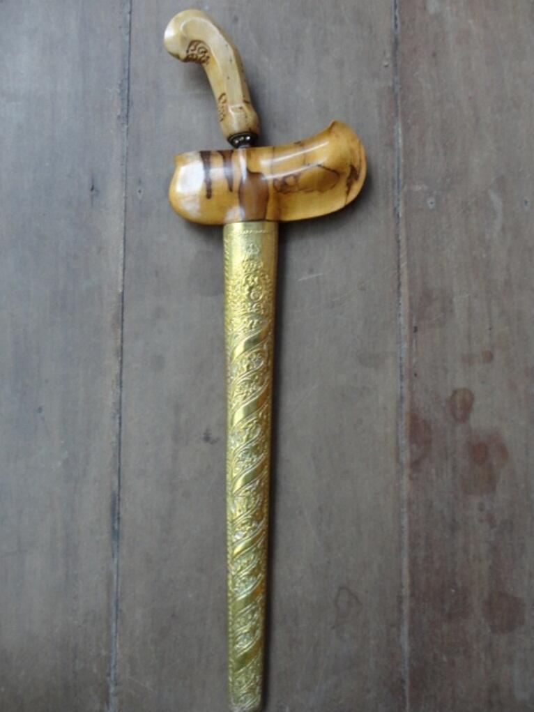 Keris Sabuk Inten
