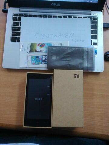 Xiaomi Redmi 1s 3G GSM-GSM Surabaya