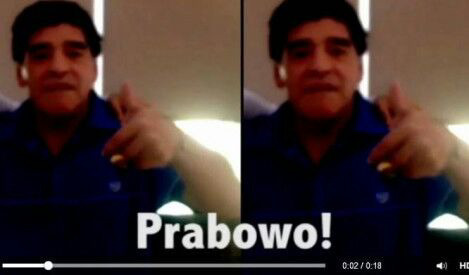 Maradona Marah Karena Pacarnya Di Goda Wartawan