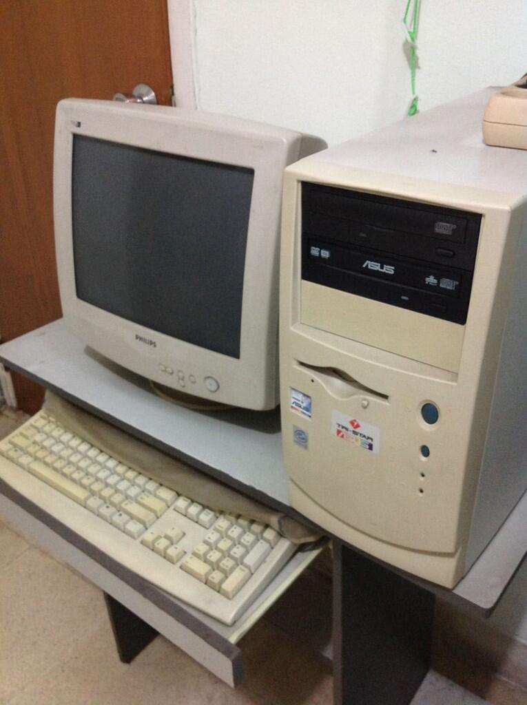 Komputer (PC) 1 Set