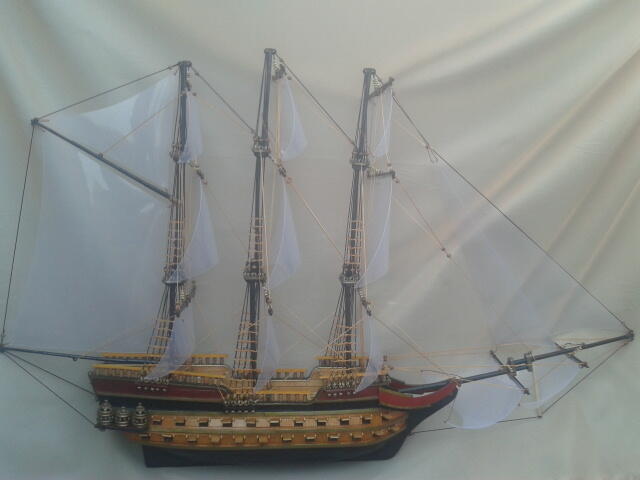 MINIATUR KAPAL