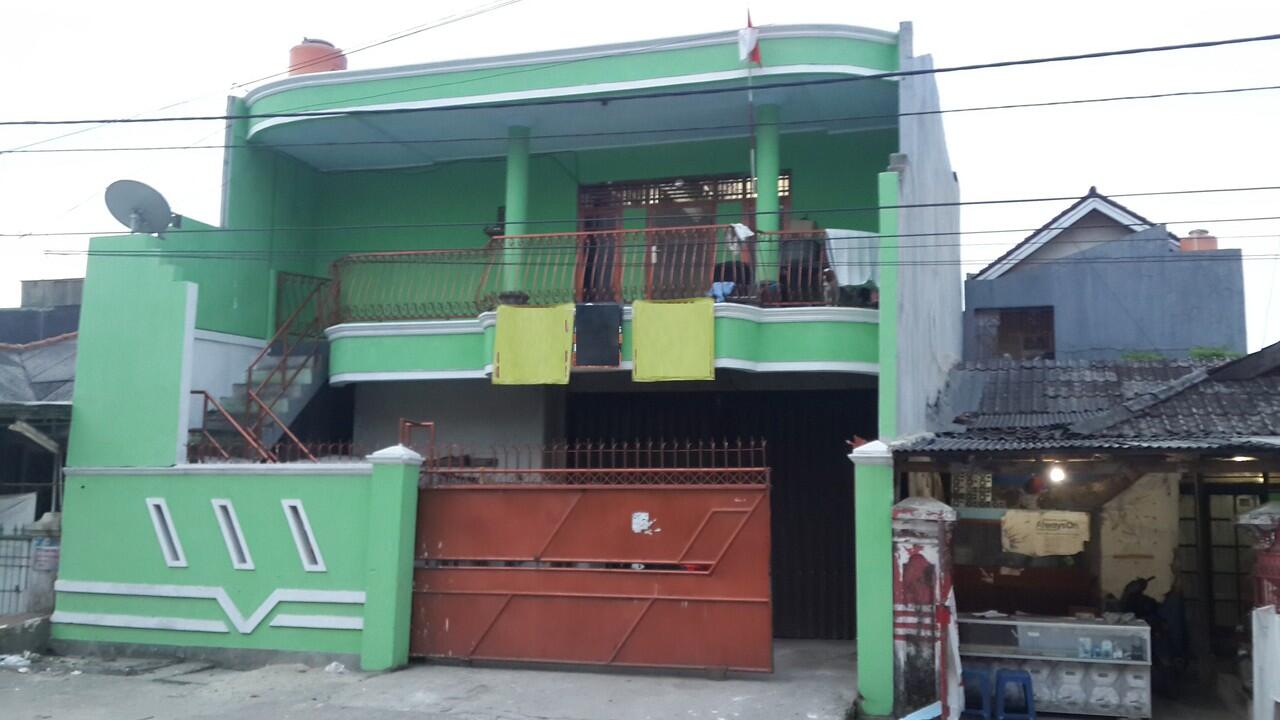 Rumah 2 lantai PERUM2 ,Karawaci ( Lokasi Strategis ) , MURAH