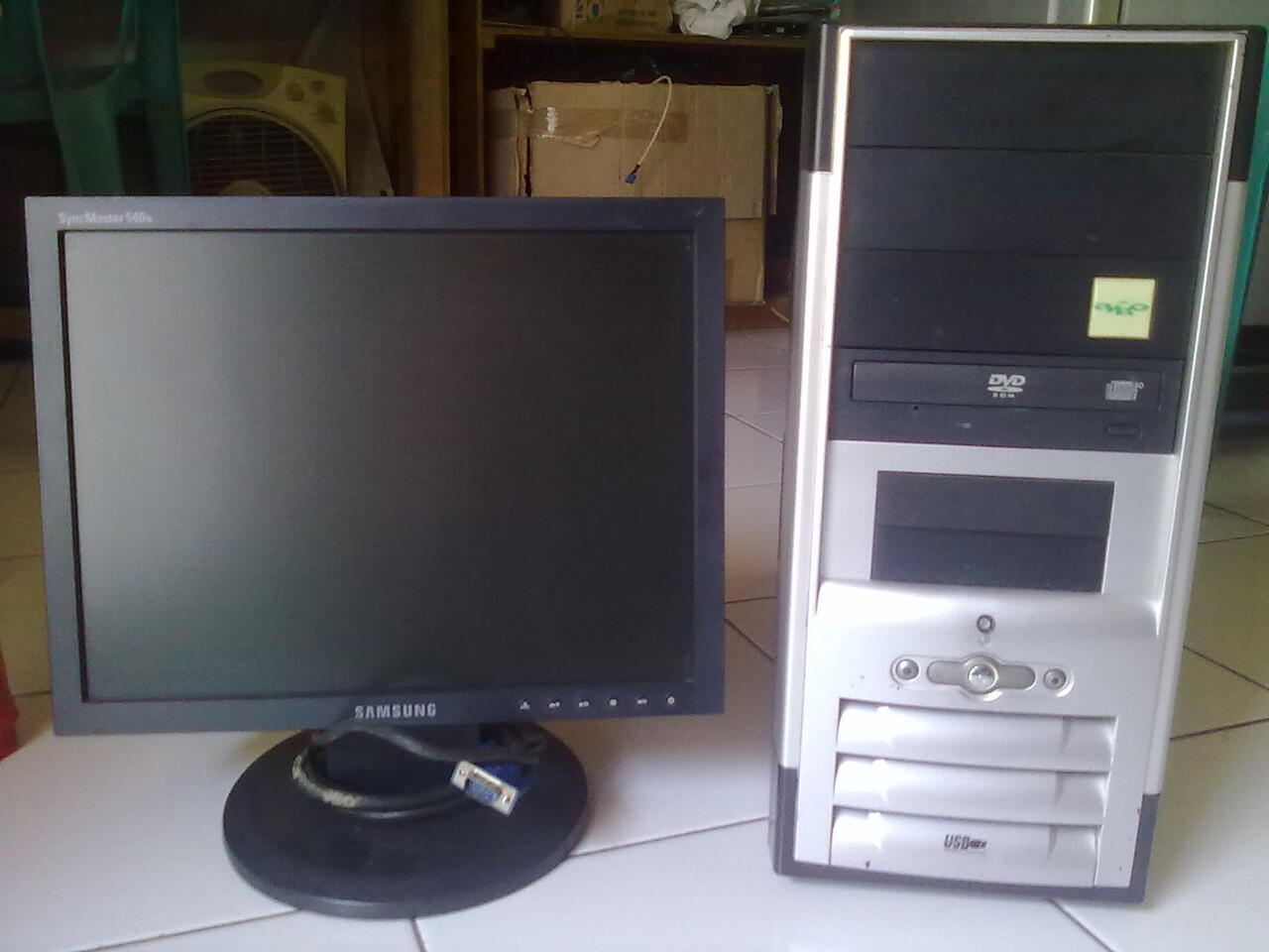 Tiga Unit Komputer Dual Core