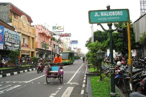 Tempat Liburan Seru Yang Bisa Dilalui Dengan Mobil Kebanggaan Keluarga 