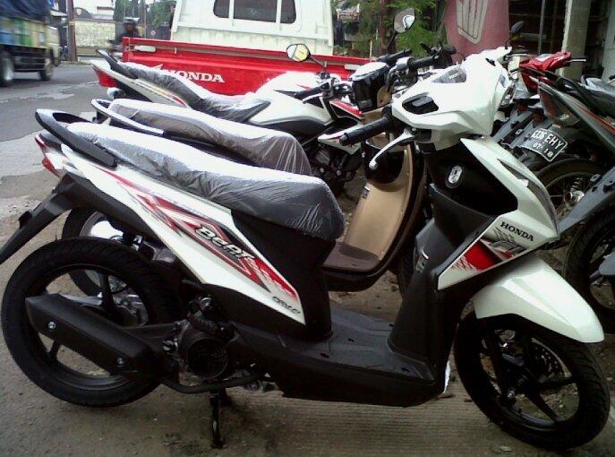 HONDA BEAT,VARIO,CB150R,VERZA,SCOOPY ( DEPOK )
