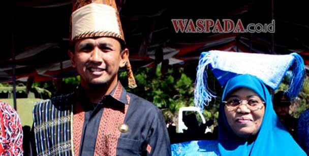 |LHI Wannabe PKS| Interpelasi Sah, Gatot Bakal Jelaskan Soal Foto Mesranya di Dewan