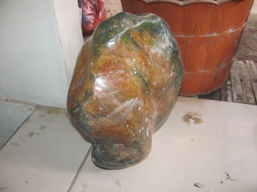 Batu Naga Sui