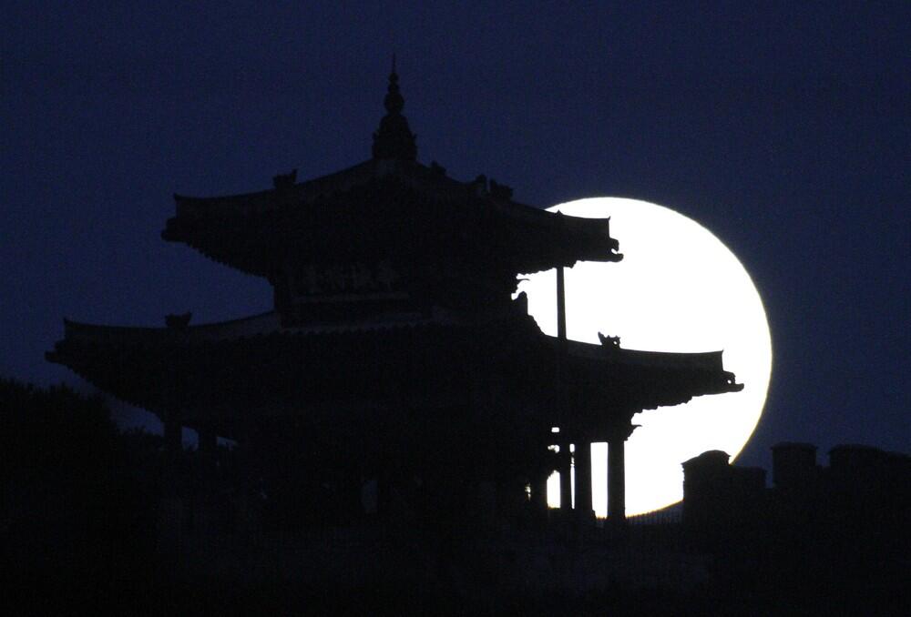 Indahnya &quot; Supermoon 10 Agustus 2014 &quot;, dilihat dari berbagai belahan Dunia