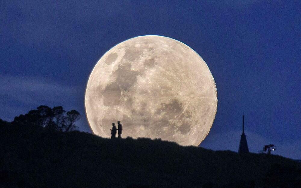 Indahnya &quot; Supermoon 10 Agustus 2014 &quot;, dilihat dari berbagai belahan Dunia
