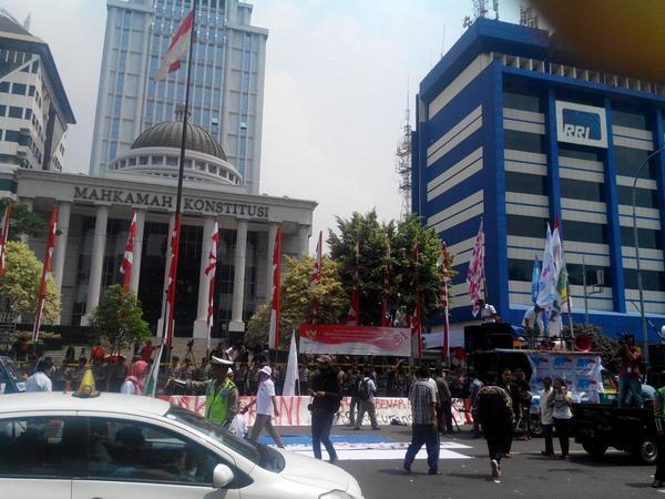 Menjaga MK Tetap Independen dan Objektif