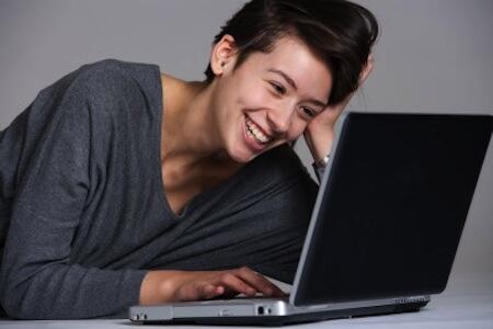 LOWONGAN KERJA FREELANCE DI INTERNET PENGHASILAN HARIAN