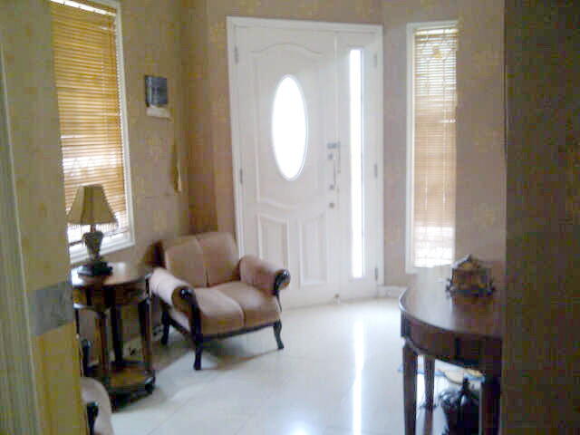 Rumah Klasik Mediterania Di Daerah Legoso Ciputat