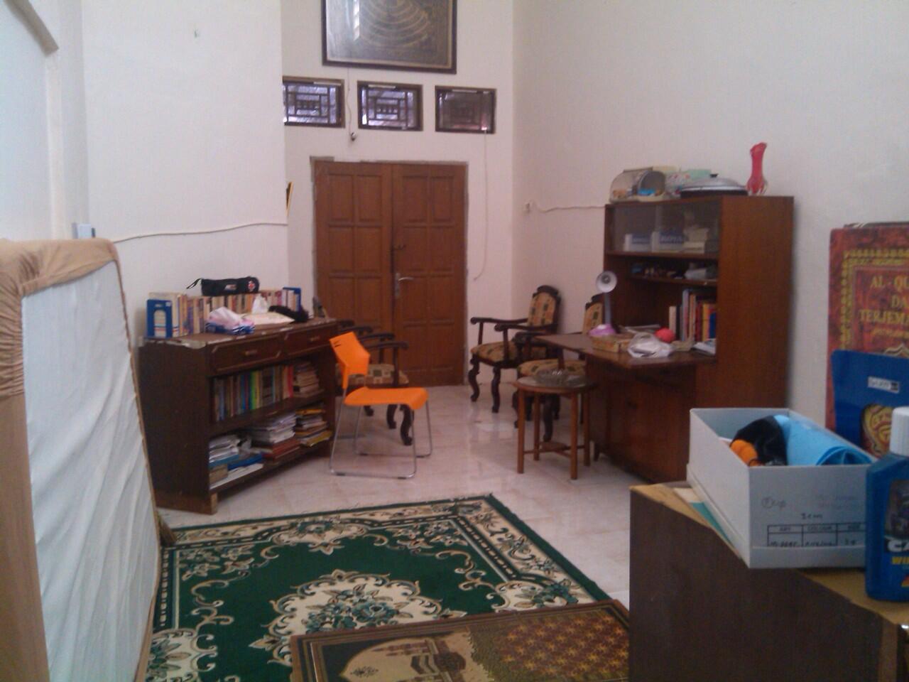 Rumah 2lt di sekitar Bintaro Jaya