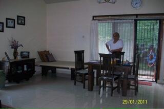 Dijual Rumah/Vila di Dago Pakar, Pemandangan Kota Bandung
