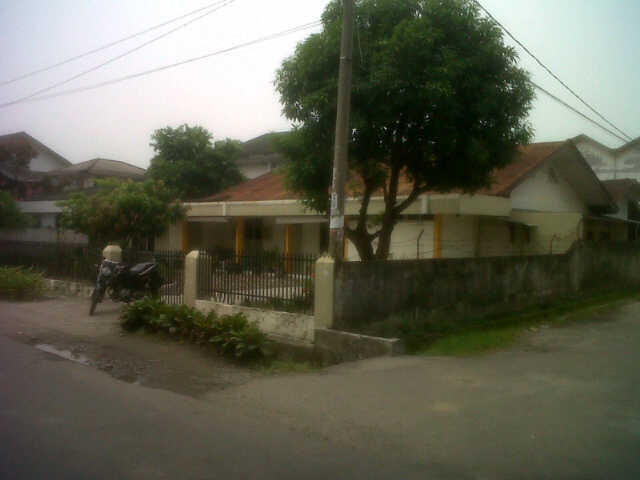 Rumah tinggal LT 712 m2 posisi hook strategis, kota Medan. Horas !!