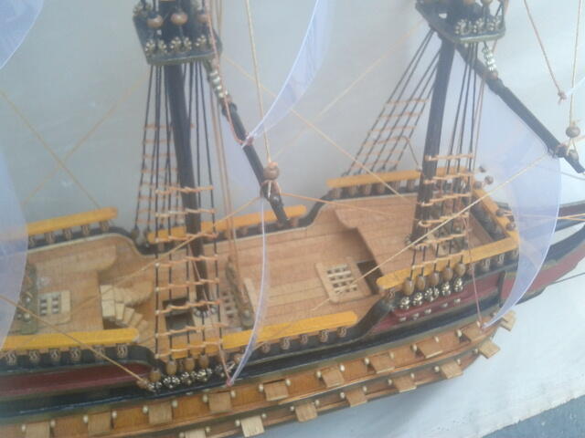 MINIATUR KAPAL