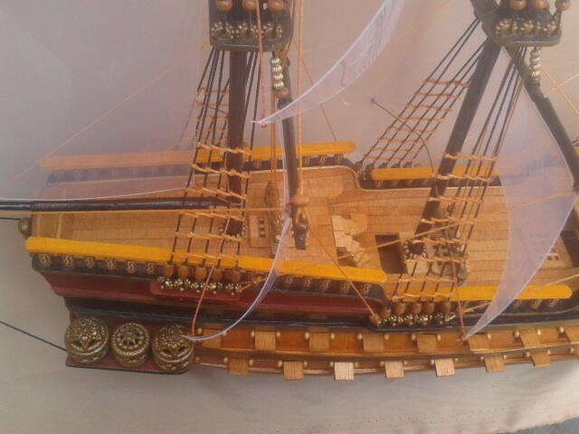 MINIATUR KAPAL