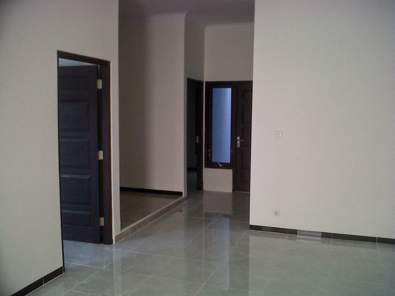 Rumah Siap Huni Di Lempongsari Type 75/111m2