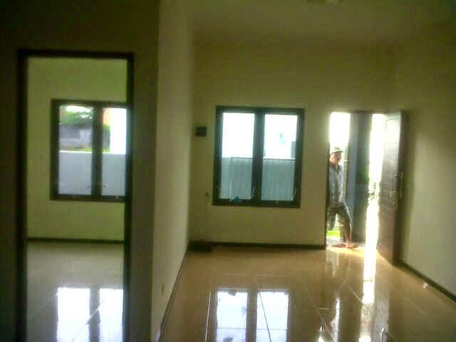 Rumah Siap Huni Strategis Di Jakal Km 8 (Tinggal 1 Unit Terakhir)