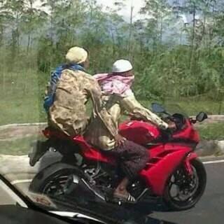 ADA YG LEBIH KEREN GAK MA KAKEK &amp; NENEK ANE?