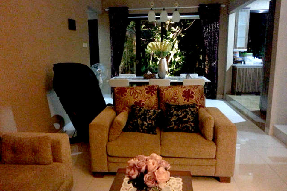 Cluster Lux Modern Full Furnish di Graha Raya Bintaro