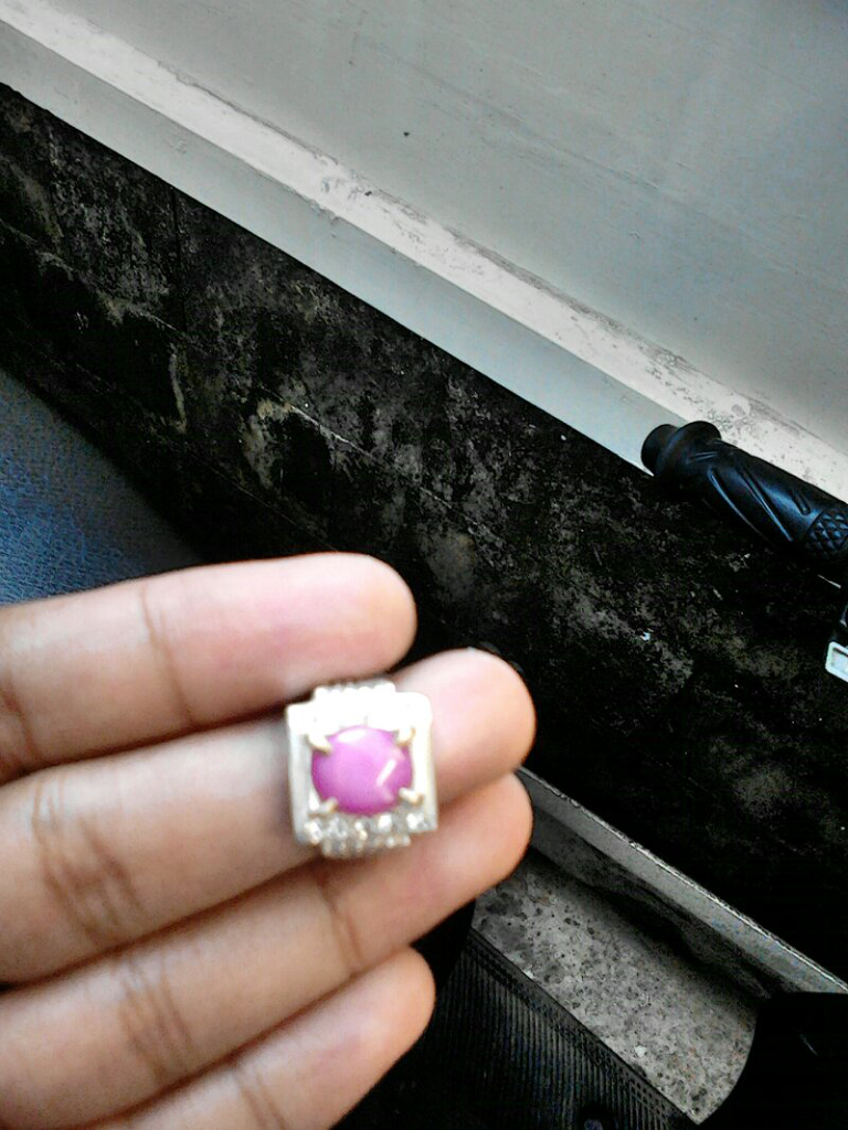 Batu Rubi Star