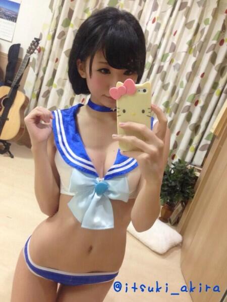 Akira Itsuki Mencoba Lingerie Sailor Moon &#91;Agak BB&#93;