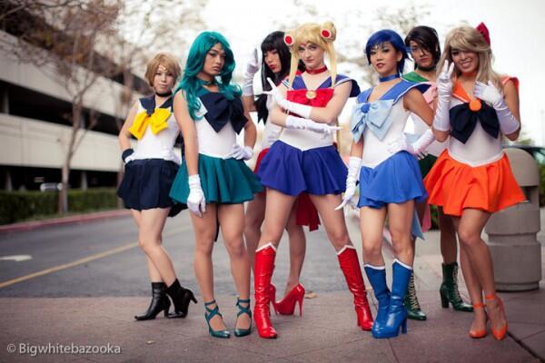 Akira Itsuki Mencoba Lingerie Sailor Moon &#91;Agak BB&#93;
