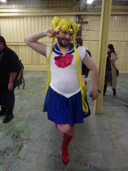 Akira Itsuki Mencoba Lingerie Sailor Moon &#91;Agak BB&#93;