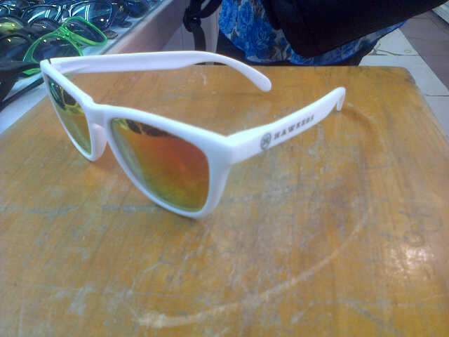 Kacamata Spy (Flynn Glow in the Dark) Oakley DLL ( Kwalitas Mirip Aslinya 99 % )