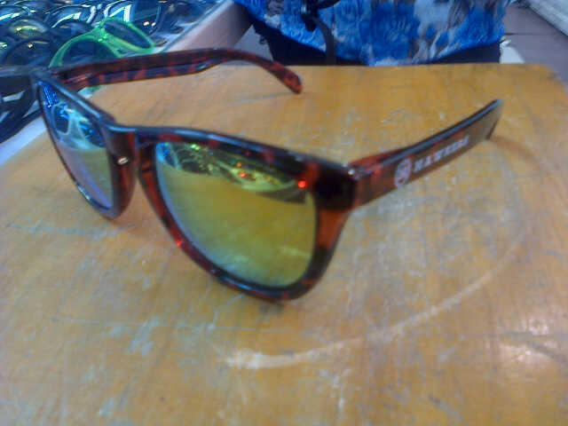 Kacamata Spy (Flynn Glow in the Dark) Oakley DLL ( Kwalitas Mirip Aslinya 99 % )