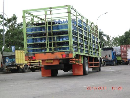 Gimana perasaan agan klo nyalip kendaraan-kendaraan ini,,