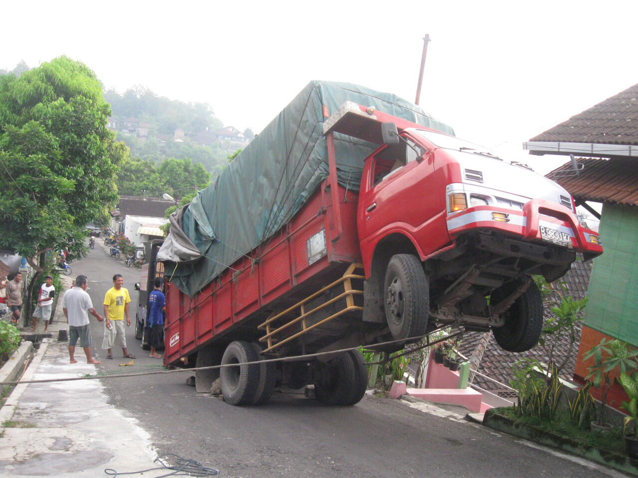 Gimana perasaan agan klo nyalip kendaraan-kendaraan ini,,