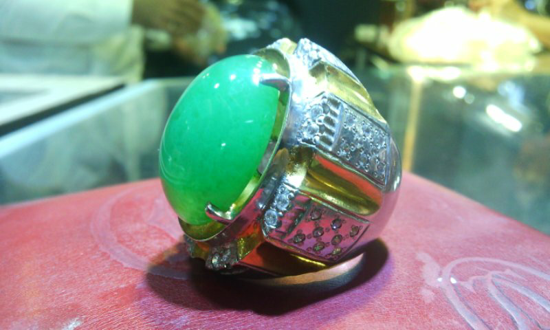 Bacan doko maknyus joss