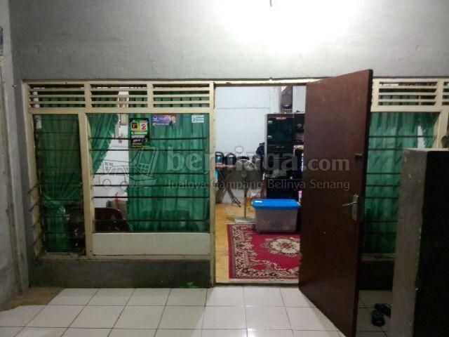 Rumah di Atas/pinggir Harapan Baru 2 dekat jl layang Kranji.