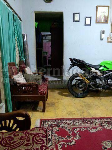Rumah di Atas/pinggir Harapan Baru 2 dekat jl layang Kranji.