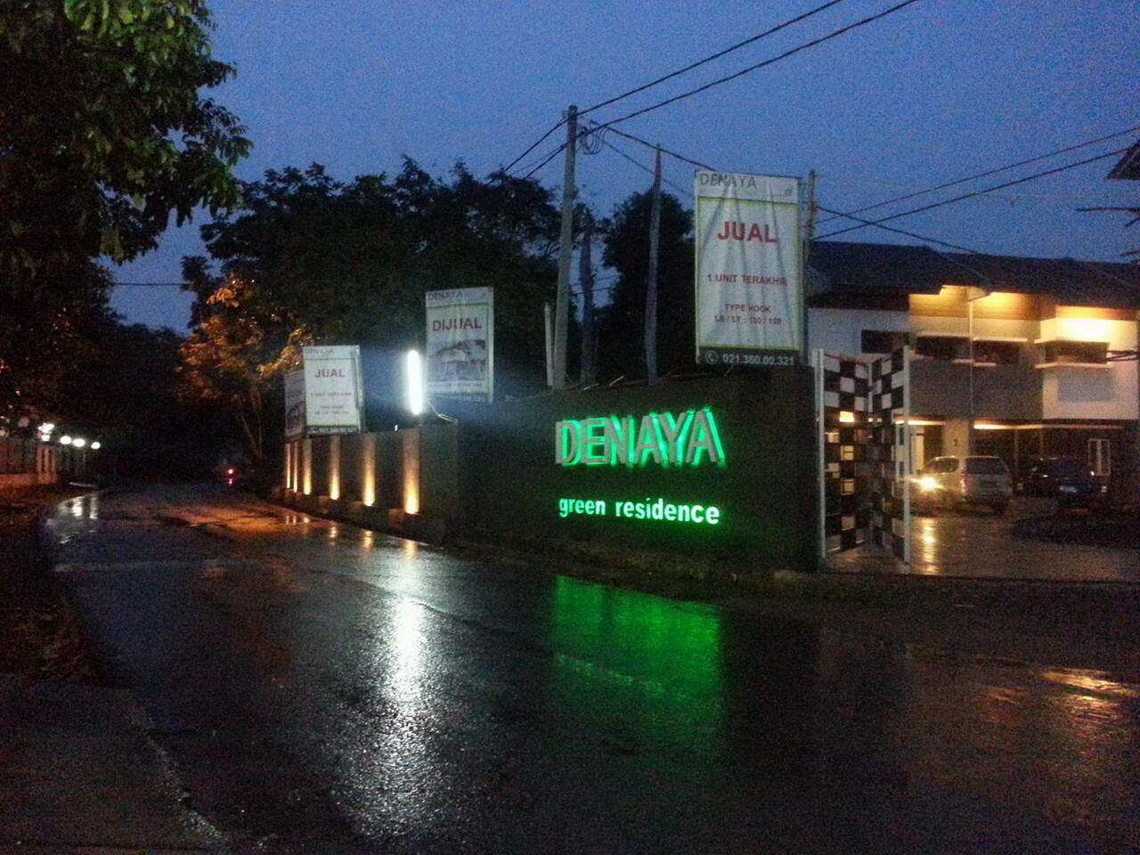 Town House Denaya Green Residence