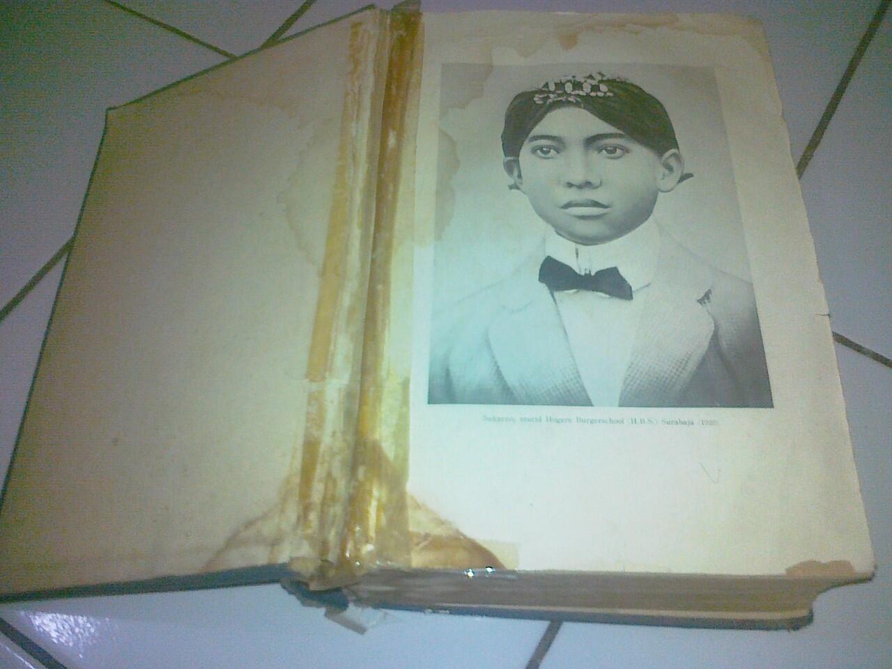 KHUSUS KOLEKTOR BUKU BERSEJARAH